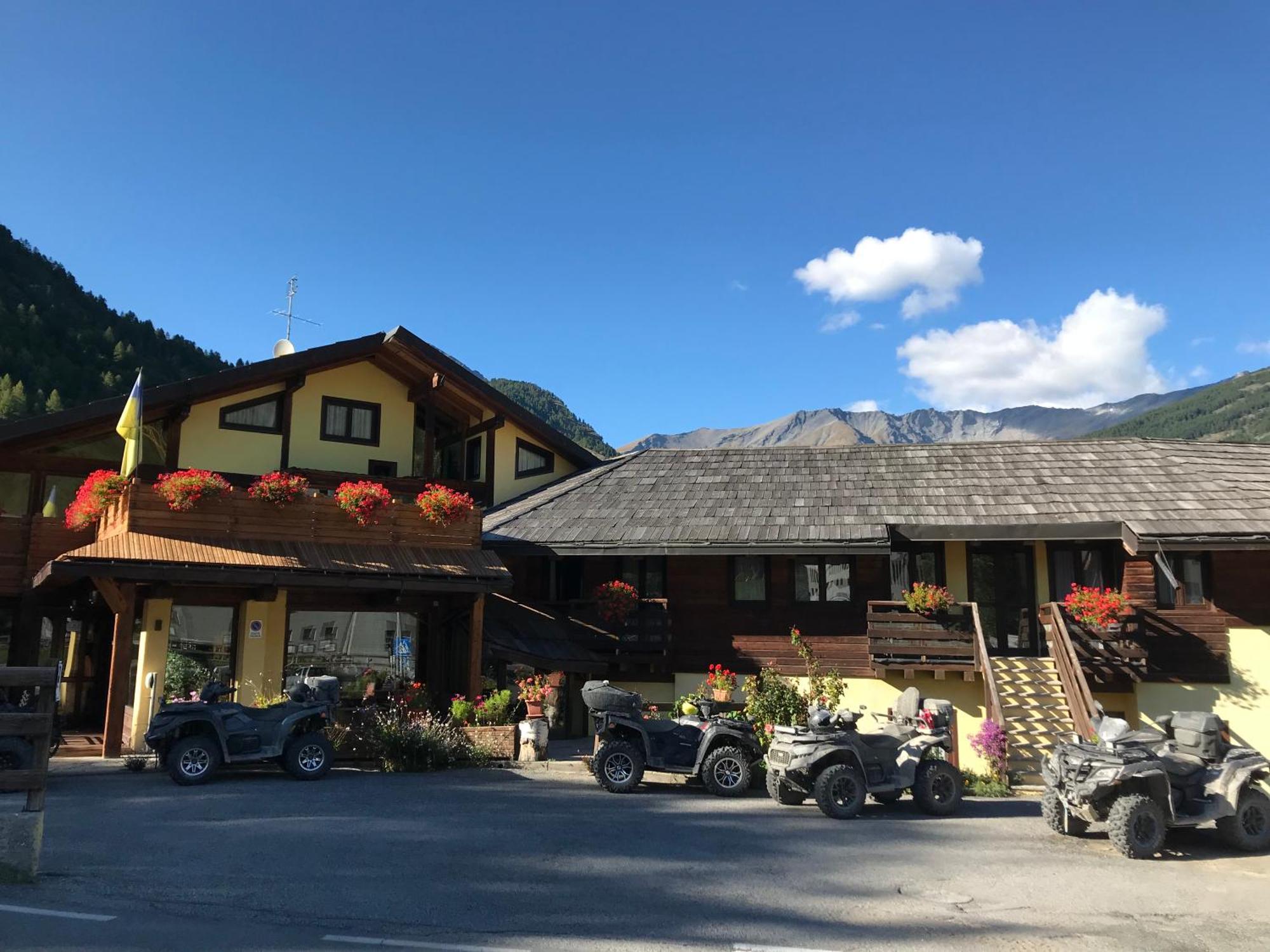 Hotel Ca Fiore バルドネッキア エクステリア 写真